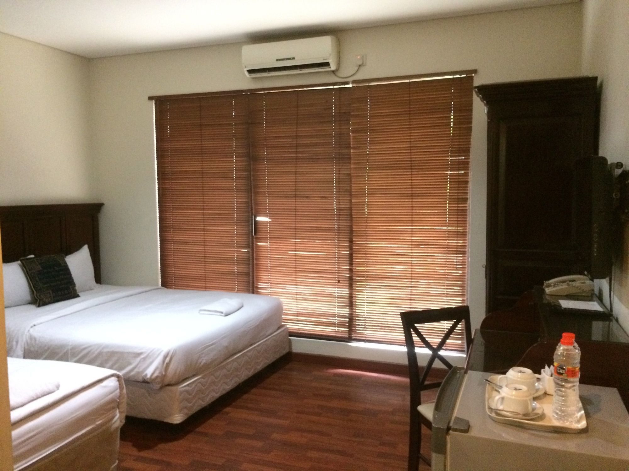 Arimbi Pejaten Suites Jakarta Buitenkant foto