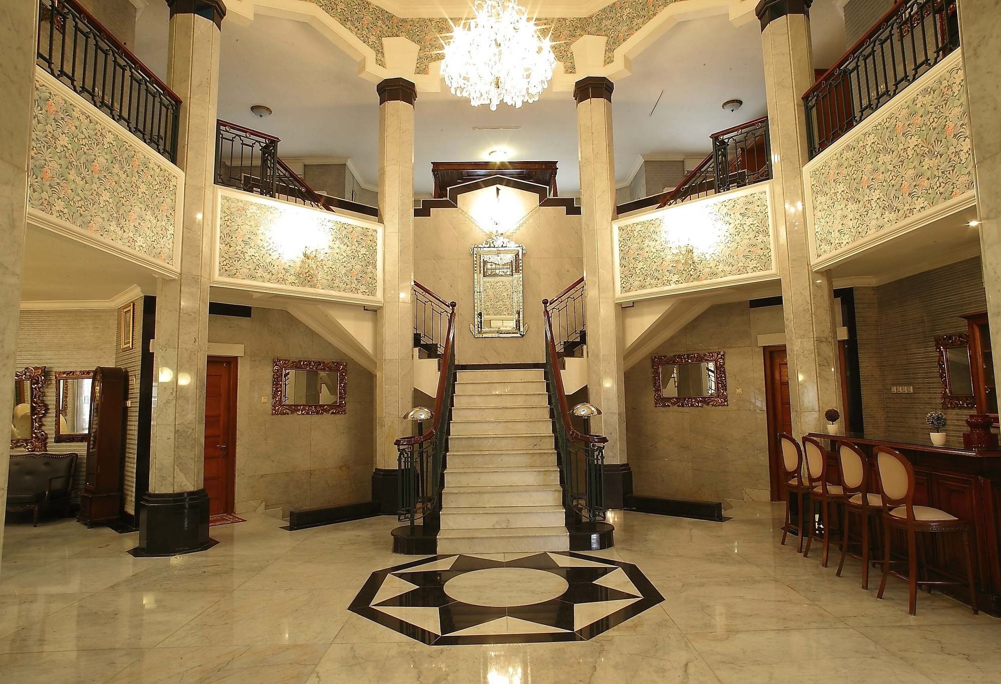 Arimbi Pejaten Suites Jakarta Buitenkant foto